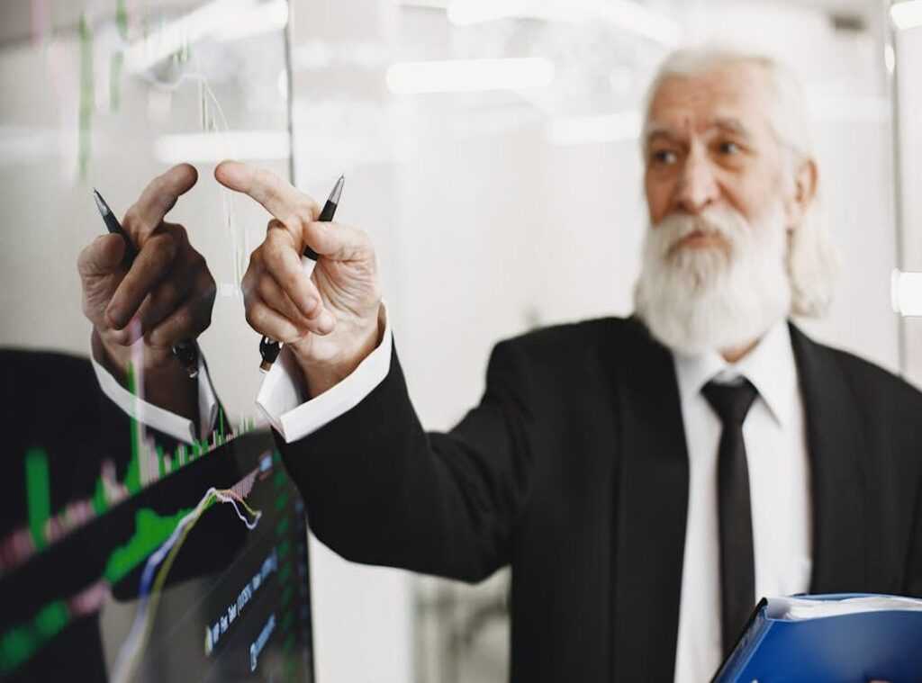 expert breakdowns insights